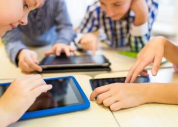 Raising the Digital Child | PPTX